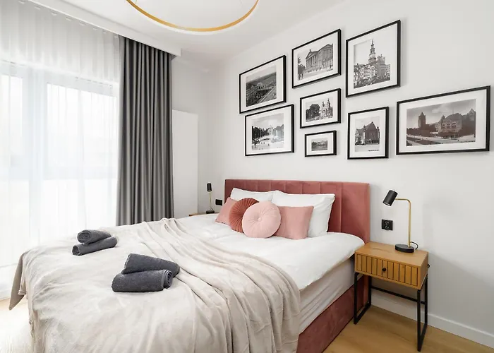 Sunny Apartment - Plac Wolnosci 6