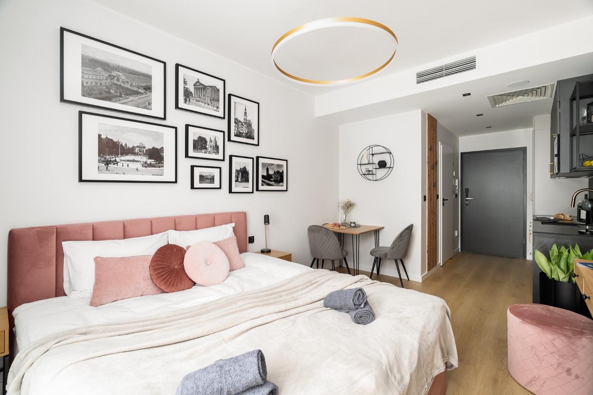 Sunny - Plac Wolnosci 6 * Познань